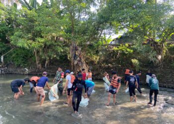 Forum Laskar Rimba Latemmamala Soppeng Aksi Bersih Sungai. Ini Kata Kades Belo…