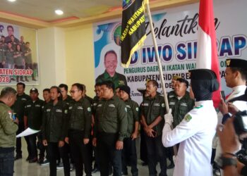 Pengurus IWO Sidrap Dilantik, Zulkifli Thahir: Hilangkan Tendensi Pribadi dalam Menulis Berita
