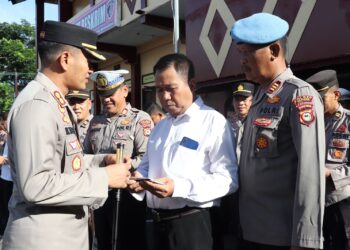Kapolres AKBP H Muh Yusuf Usman Mengecek Langsung Personil Polres Soppeng. Ini Tujuannya