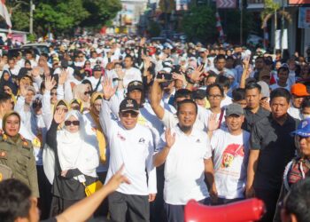 Ribuan Warga Parepare Ikuti Jalan Sehat Gerakan Sulsel Anti Mager. Ini Kata Gubernur Andalan
