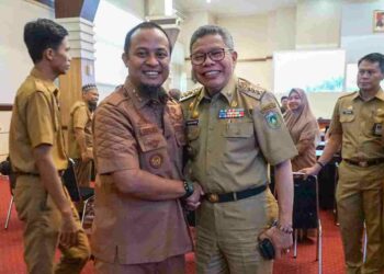 Gubernur Sulsel Menandatangani Persetujuan Penjabat Sekda Kota Parepare
