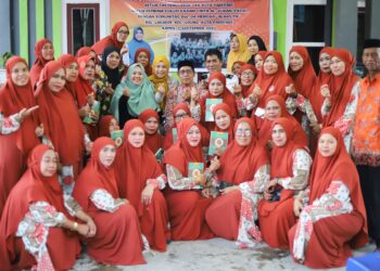 Erna Rasyid Taufan Lakukan Pembinaan Komunitas Warga, Rutin Mengaji Seminggu Sekali