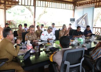 Jelang Pemungutan Suara, Tim Desk Pemilu dan Pilkada 2024 Sulbar Gelar Rapat