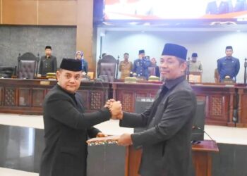 Pj Bupati TR Fahsul Terima 5 Ranperda dari DPRD Sinjai Usai Disetujui Menjadi Perda