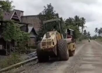 SAR Kembali Benahi Sarana Infrastruktur Jalan Rusak di Sidrap, Ini Giliran Desa Buluncenrana