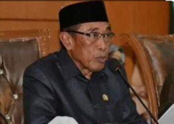 Diduga Kerahkan Massa di Deklarasi Pasangan Calon, Ketua DPRD Sidrap Ingatkan Aturan Bagi ASN