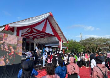 Semarak Hari Jadi Sulsel Ke-355, Polres Sidrap Kawal Gerak Jalan Santai di Sidrap