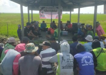 Menjaga Keamanan Jelang Pilkada, Jajaran Polsek di Sidrap Gelar Jumat Curhat Bersama Warga