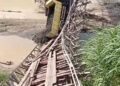 Dilintasi Truk dengan Kecepatan Tinggi, Jembatan Bulucenrana Kembali Ambruk