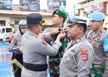 Kapolres Sidrap Sematkan Pita Merah, Operasi Lilin 2024 Resmi Berjalan