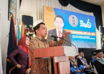 Hadiri Wisuda di UMS, Syaharuddin Alrif: Ke Depan, Harus Ada Jurusan Kedokteran di Kampus Ini!