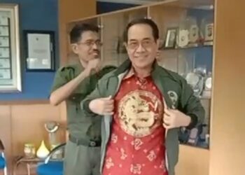 Prof. Dr. Ir. Jamaluddin Jompa, M. Sc, Terpilih Wanhat DPD P3AD Sulsel. Yubar Sematkan Jaket Organisasi