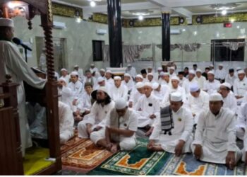 Sekda Parepare Bersama Pejuang Subuh Majelis Syuhada, di Masjid Jami Al Busyra Panroko