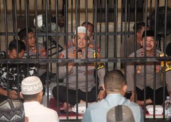 Kedekatan Humanis, Kapolres Sidrap Makan Siang Bareng Warga Binaan di Rutan Polres