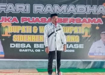 Buka Puasa Bersama Warga di Betao Riase, Bupati Sidrap Janji Muluskan Ruas Jalan hingga ke Tanatoro