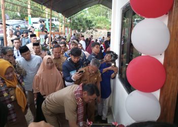 Resmikan Kantor Desa Buntu Buangin, Bupati Sidrap: Ini Bagian untuk Dekatkan Pelayanan kepada Masyarakat