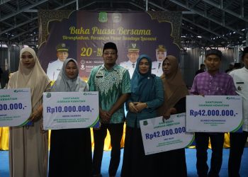 Bupati Sidrap Resmikan Pasar Swadaya Lawawoi di Momen Buka Puasa Bersama