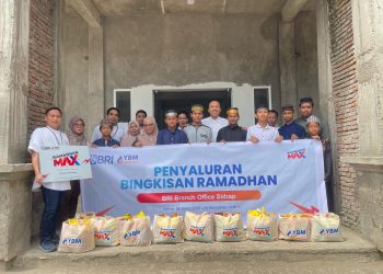 Ramadan MAX, BRI Sidrap Berbagi Bingkisan Ramadan untuk Anak Santri