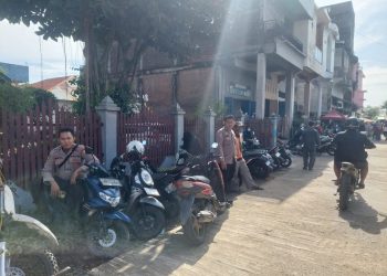 Polsek Patampanua Polres Pinrang, Gelar Pengamanan di Pasar Leppangang dan Pasar Malimpung, Ini Imbauannya