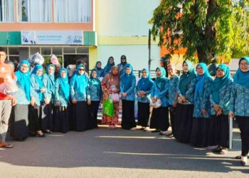 Donasi Pakaian dan Berbagi Takjil Ramadan TP PKK Parepare, Ketua dr Andi Arfiah Tasming Bilang Begini