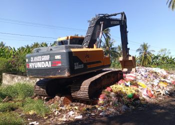 Akhirnya Tumpukan Sampah di Bungi Pinrang, Direlokasi