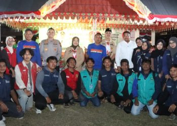 Malam Kesenian Watang Pulu Digelar Meriah, Bupati dan Wabup Sidrap Hadir