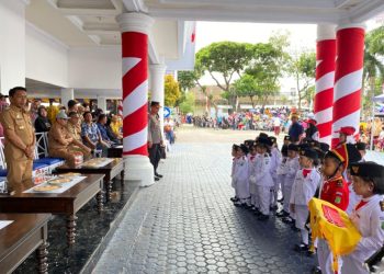 Gerak Jalan HUT RI Tingkat Kabupaten Sidrap Disambut Meriah Warga