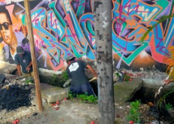 Jumat Bersih, ASN dan Warga Kompak Gotong Royong bersihkan Drainase