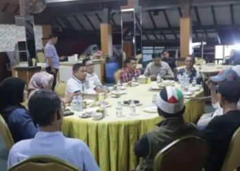 Wali Kota Parepare Tasming Hamid Menjamu Pedagang Pasar Lakessi, Ini Yang Dibahas