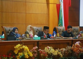 Wabup Nurkanaah Sampaikan Tanggapan Bupati atas Tiga Ranperda Prakarsa Pemda