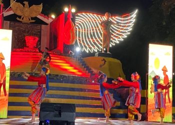 Mogan Riuh, Bupati Syaharuddin Buka Pertunjukan Seni Pajoge