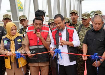 Gubernur Sulsel Resmikan Jembatan Malake, Penghubung Sidrap–Wajo