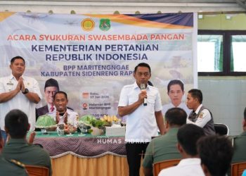 Di BPP Sereang, Bupati Sidrap Bersama Petani Simak Pengumuman Swasembada Pangan