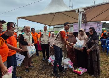 PLN UID Sulselrabar Gelar Bakti Sosial Desa Siaga Bencana di Tegal Parepare