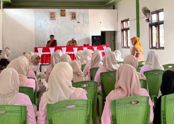 Jalani PBL III, Mahasiswa Adminkes UMS Rappang Terjun ke Desa Sipodeceng