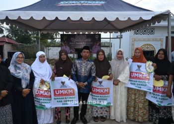 Safari Ramadan di Watang Pulu, Bupati Sidrap Ajak Warga Manfaatkan Usaha Lokal