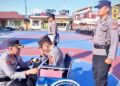 Moment Haru Warnai Pelepasan Tugas Personel Polres Sidrap