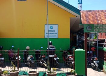 Kondisi Memprihatinkan, MI Al-Khaeriah Barru Berharap Uluran Tangan Pemerintah dan Dermawan