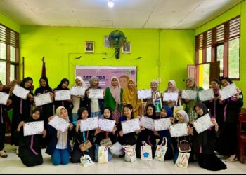 LENTERA, Mahasiswa Institut Cokroaminoto Pinrang Kobarkan Semangat Kartini Lewat Inovasi