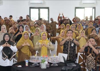 Pusdatin Kemensos RI Bekali 390 Peserta di Sidrap Terkait Instrumen DTSEN Terbaru