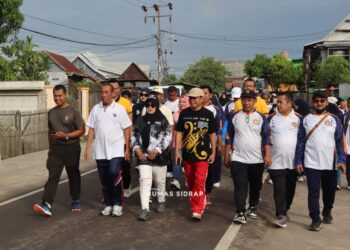 Peringati Hardiknas, Jalan Santai di Tellu Limpoe Berlangsung Semarak
